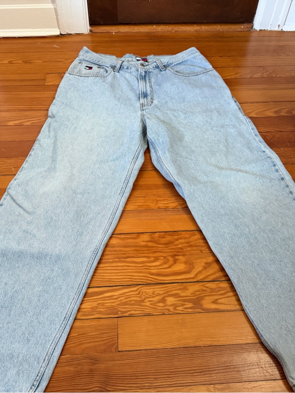 Vintage Tommy Hilfiger Jeans Men's 34x30" Blue Light Wash Baggy Straight USA 90s